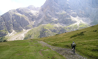 Radreise in Georgien "Von der Kolchis zum Kaukasus" (16 Tage)