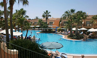 Erwachsenenhotel Valentin Star in Cala'n Bosch, Menorca, Spanien